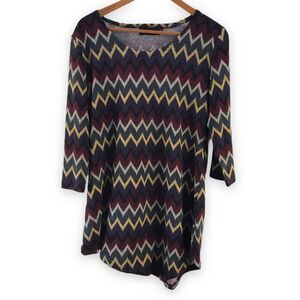 Creation chevron print high-low hem top‎ size M